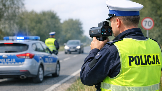 Dwóch piratów drogowych zatrzymanych w powiecie krapkowickim. 108 km/h w zabudowanym i 146 km/h na DK45