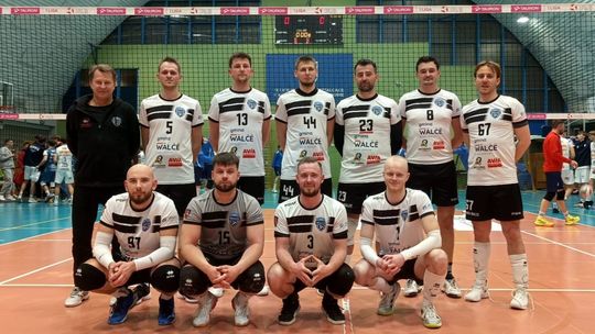 Siatkarze SPS Walce podczas meczu turnieju półfinałowego baraży o awans do II ligi w Częstochowie