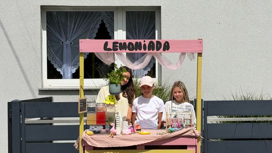 Lemoniada i biżuteria na Wapiennej