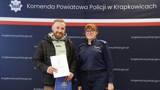 Ochota na hot-doga doprowadziła do ujęcia pijanego kierowcy Ochota na hot-doga doprowadziła do ujęcia pijanego kierowcy