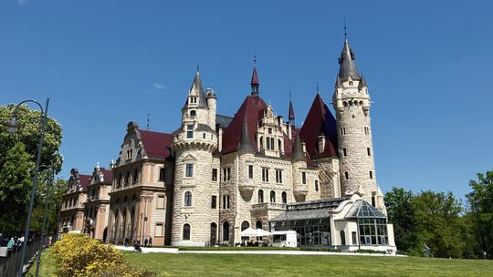 Pałac w Mosznej walczy o ogólnopolskie wyróżnienie. Ruszył ranking zamków i pałaców
