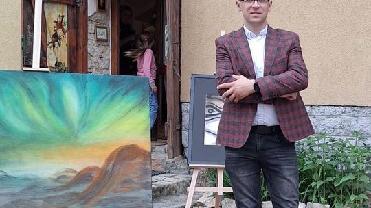 „Pasja” świętuje 15‑lecie! Krapkowiccy artyści z własną galerią, ogólnopolskimi nagrodami i rosnącą społecznością twórców