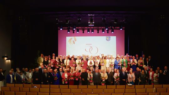 Ponad 70 par świętowało Złote Gody w Krapkowicach. Pół wieku razem