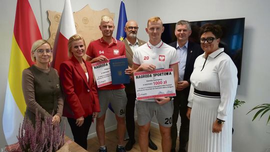 Sportowy sukces nauczycieli z Gogolina. Filip i Kamil Szamperowie wyróżnieni