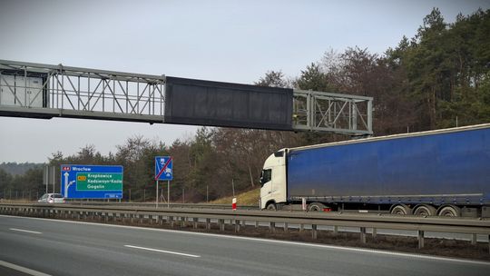 Wystartował! Nowy odcinkowy pomiar prędkości już działa na A4