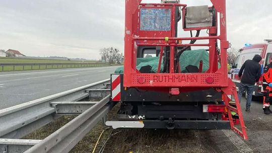Zasłabł za kierownicą na A4. Groźne zdarzenie pod Gogolinem Zasłabł za kierownicą na A4. Groźne zdarzenie pod Gogolinem