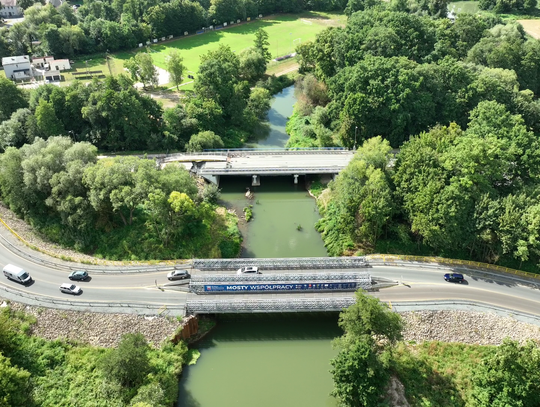 181 milionów złotych na DK45 w Krapkowicach: nowy most i odbudowa drogi po powodzi coraz bliżej Most na Odrze w Krapkowicach – projekt nowej przeprawy w ramach rozbudowy DK45