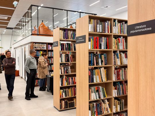 Miejska i Gminna Biblioteka Publiczna w Zdzieszowicach otrzymała dofinansowanie na zakup nowych książek oraz dostęp do publikacji cyfrowych