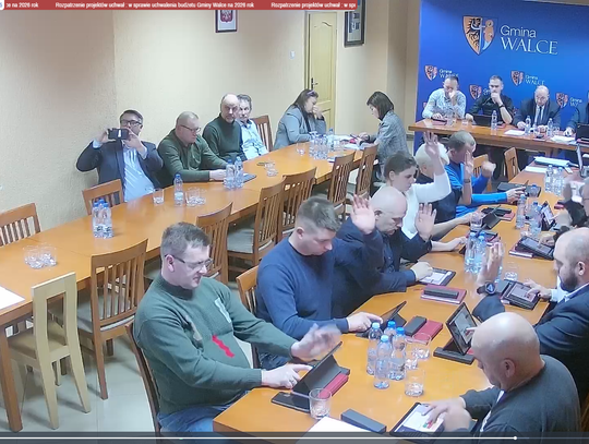 Sesja Rady Gminy Walce podczas uchwalenia budżetu na 2026 rok