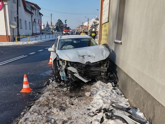 Groźna kolizja w Straduni. Jedna osoba ranna