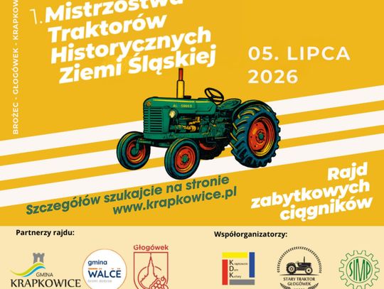 Zabytkowe traktory ustawione na starcie rajdu podczas wydarzenia plenerowego