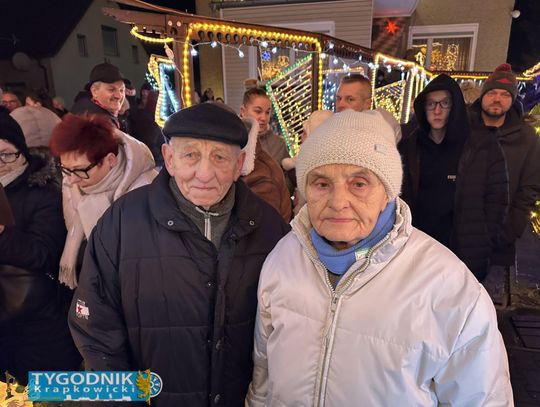 W tym roku zgasną dekoracje, a razem z nimi — gwar, muzyka i poczucie, że „w święta nie jest się samemu”.