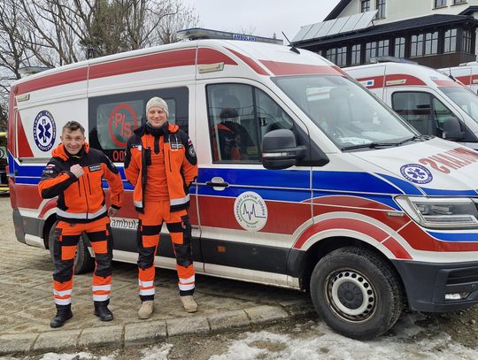 Krapkowiccy ratownicy zwyciężają w Szczyrku! Pokonali Niemców i Słoweńców Krapkowiccy ratownicy medyczni podczas XX Międzynarodowych Zimowych Mistrzostw w Ratownictwie Medycznym w Szczyrku