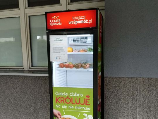 Społeczna Lodówka w Zdzieszowicach przy MGOPS – miejsce dzielenia się żywnością i pomocy sąsiedzkiej