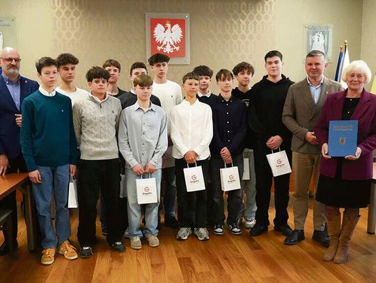 Nagrody dla młodych naukowców i koszykarzy