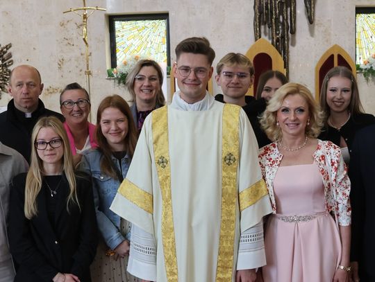 Nowy diakon pochodzi z Krapkowic. Jakub Żyłka przyjął święcenia w Opolu