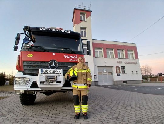 Monika Ślusarczyk z OSP Odrowąż – 27-letnia druhna jest jedyną kobietą w powiecie krapkowickim z uprawnieniami do prowadzenia wozu bojowego.