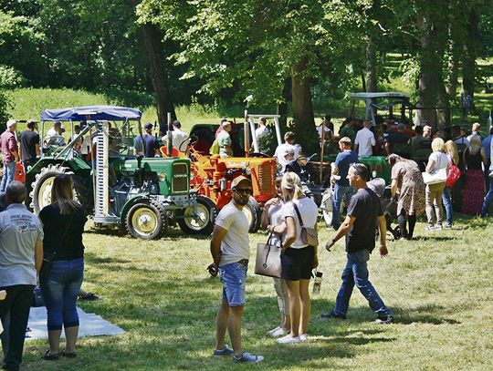 Podziwiali oldtimery