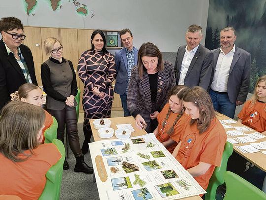 Uczniowie zyskali nowoczesne pracownie przyrodnicze Uczniowie zyskali nowoczesne pracownie przyrodnicze