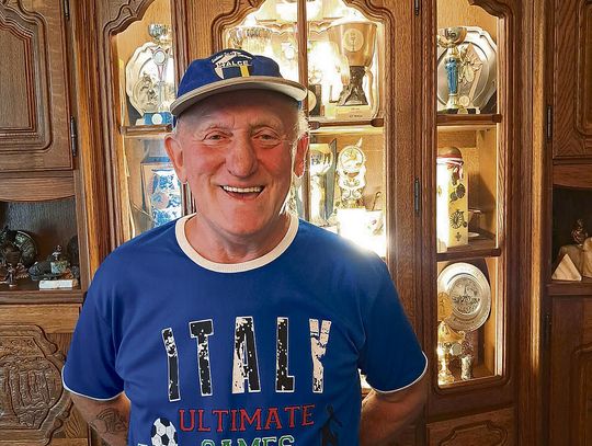 Kolarze z Walec podczas zawodów kolarskich – historia lokalnego kolarstwa i sportowych sukcesów