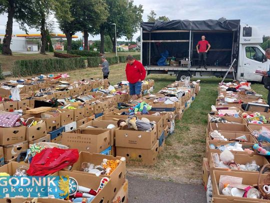 [ZDJĘCIA] Pchli targ na placu Eichendorffa w Krapkowicach znów kusi