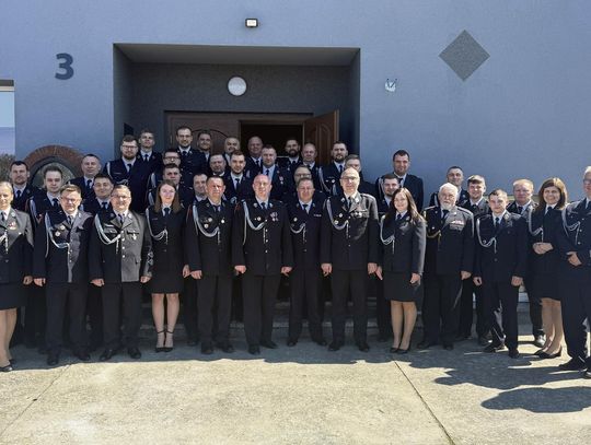 Delegaci OSP podczas Zjazdu Miejsko‑Gminnego w Ściborowicach wybierający nowe władze oddziału