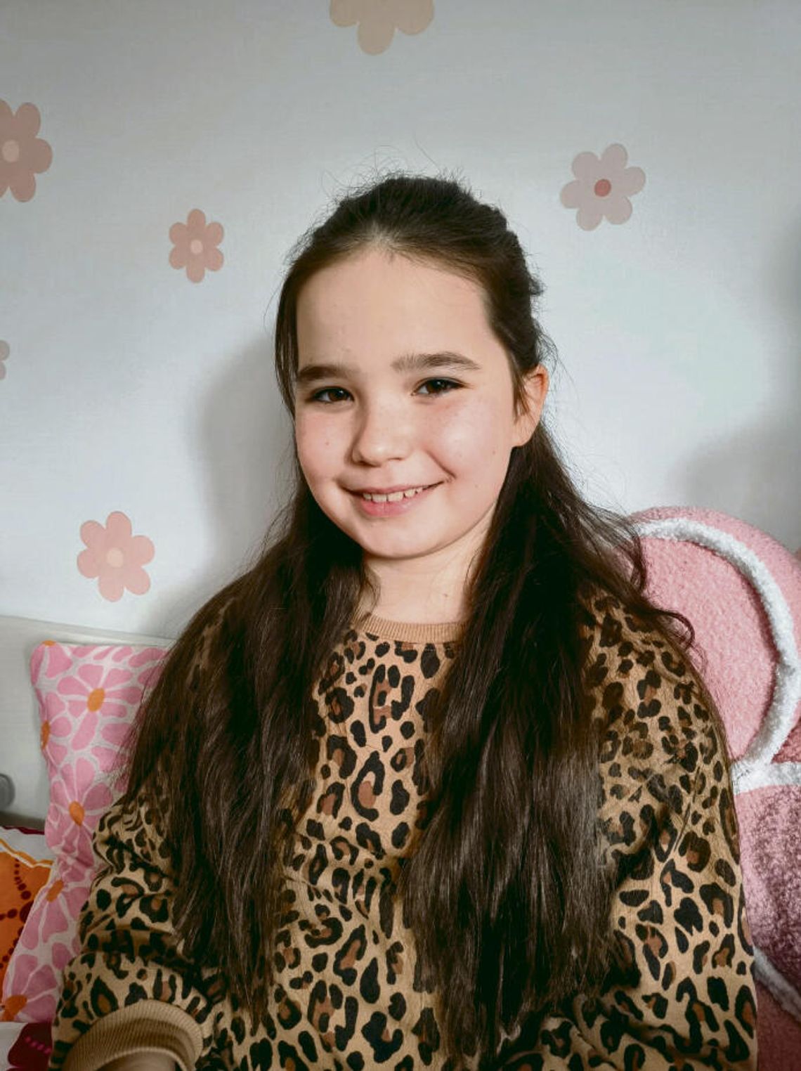 8‑letnia Eliza z Krapkowic, która zauważyła leżącą seniorkę i wezwała pomoc