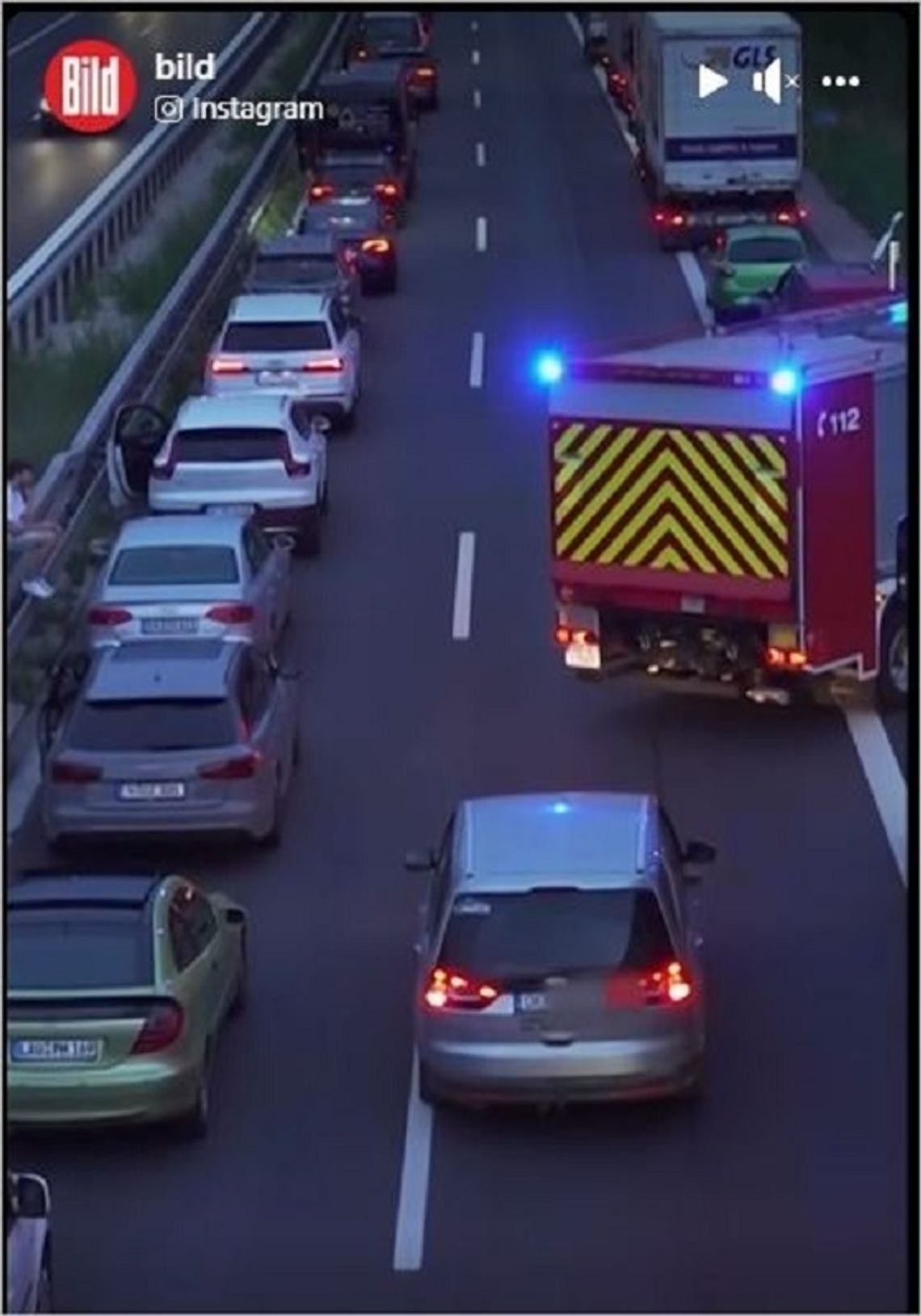 Bezczelny kierowca roku: skandaliczne zachowanie na niemieckiej autostradzie. Kierowca był z powiatu krapkowickiego