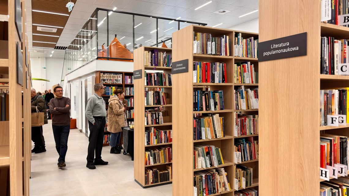 Miejska i Gminna Biblioteka Publiczna w Zdzieszowicach otrzymała dofinansowanie na zakup nowych książek oraz dostęp do publikacji cyfrowych