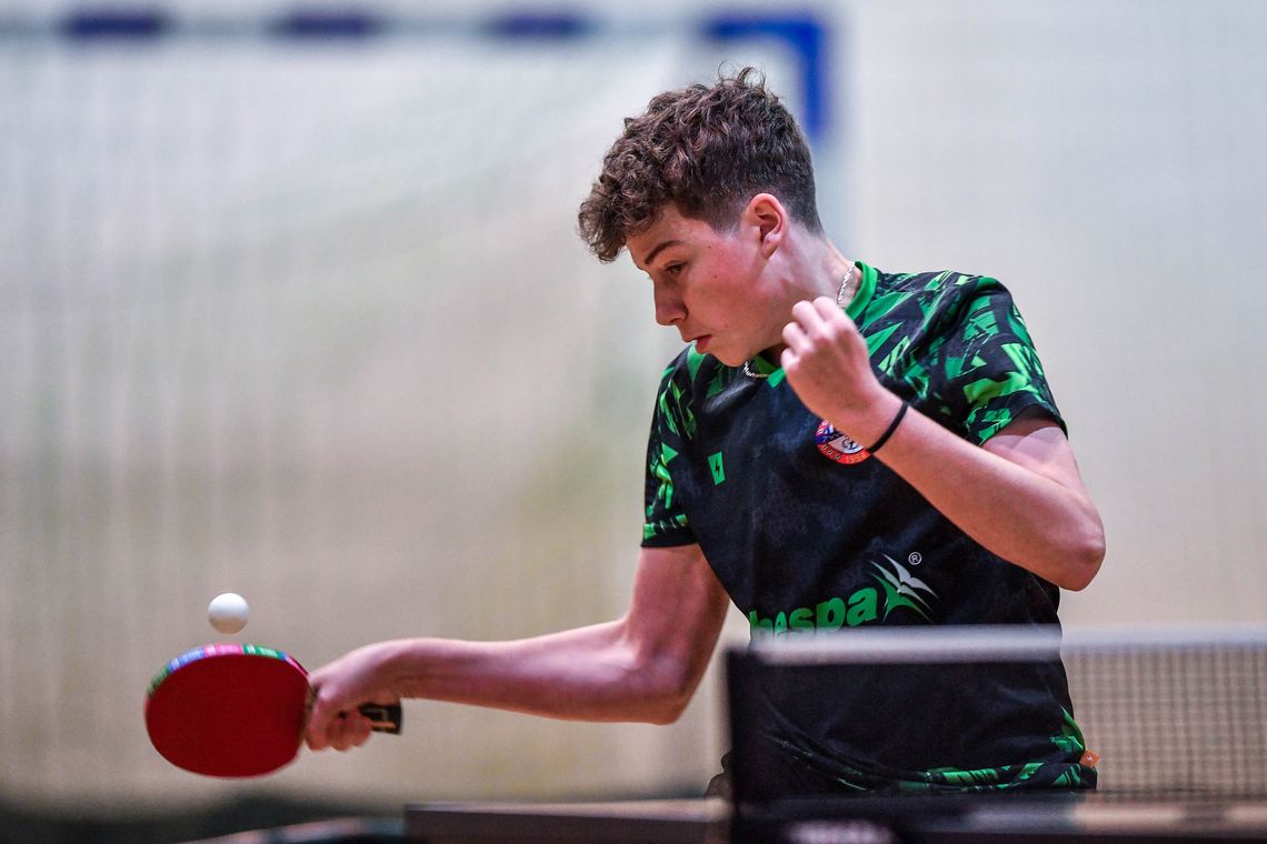 Mecz tenis stołowy: Chespa Żywocice kontra Katowice – Leon Krawczyk miał swój udział w zdobyciu jedynego punktu Chespy w starciu z liderem.