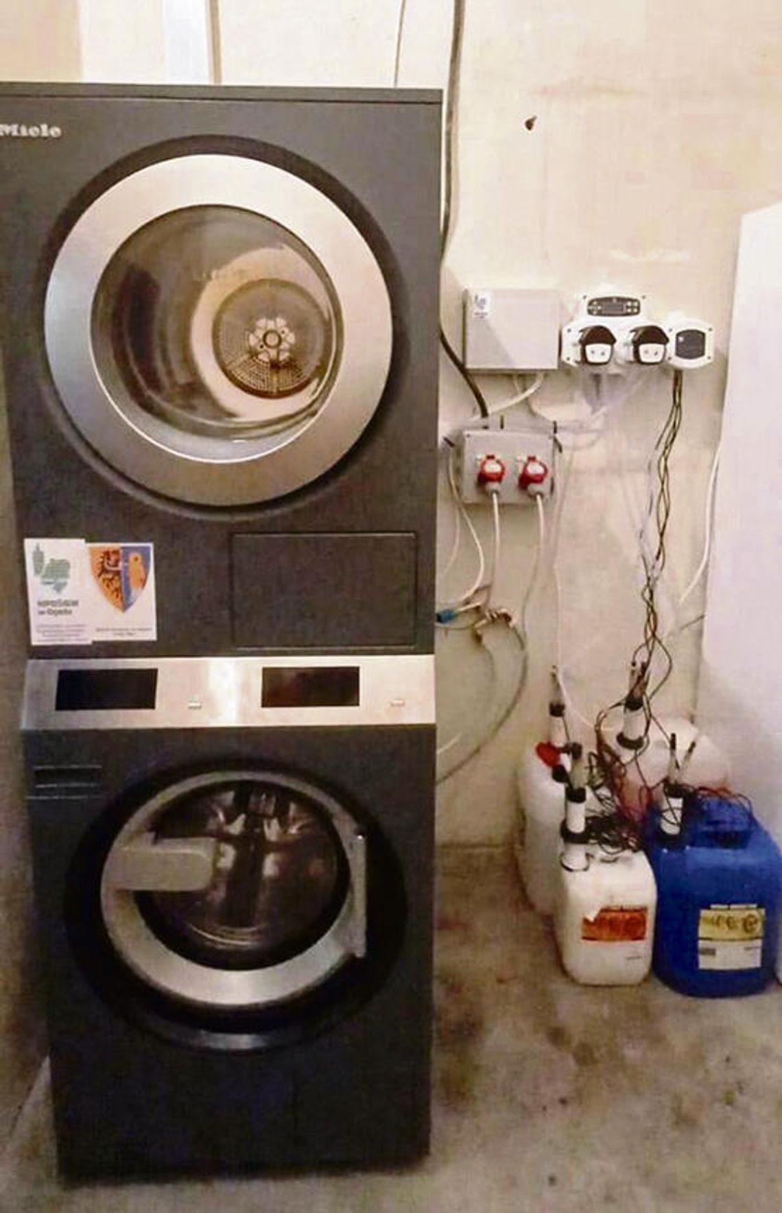 Czyste i bezpieczne mundury dla ochotników Czyste i bezpieczne mundury dla ochotników