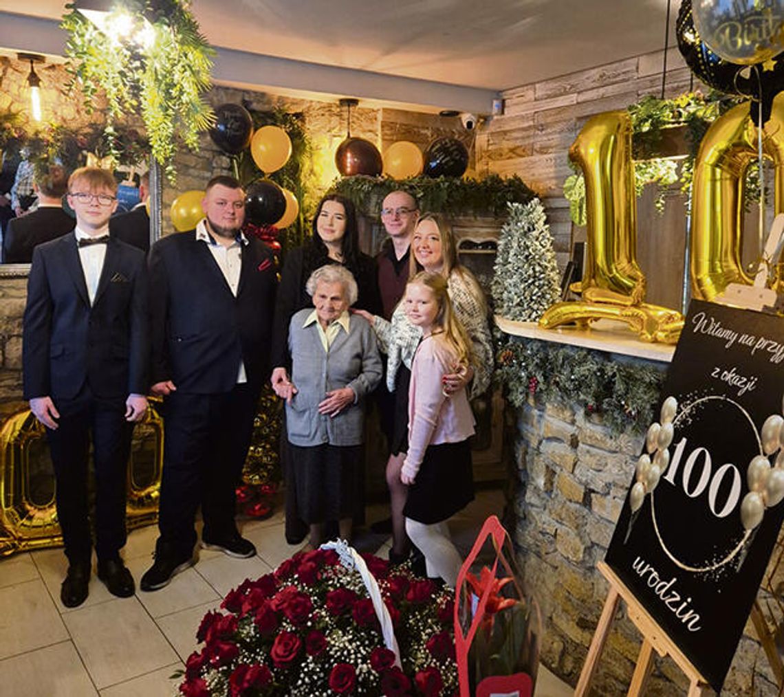 Dobra kawa, ciacho i ploteczki  to przepis na długowieczność