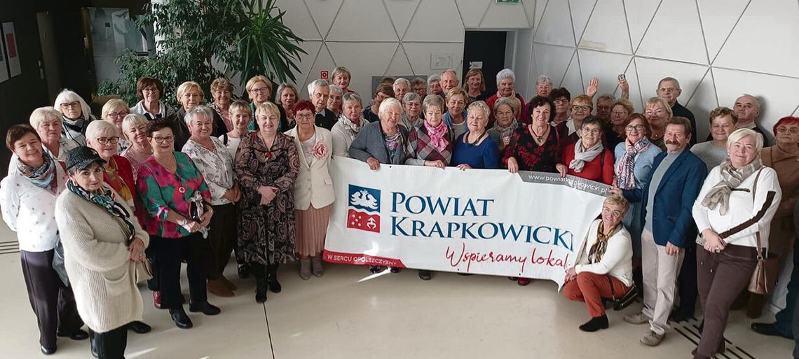 Emeryci na „Ślubach panieńskich” Emeryci na „Ślubach panieńskich”