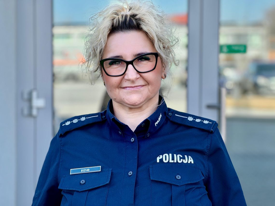 Dzielnicowi z Gogolina gotowi do akcji – st. asp. Ewa Morka, post. Ewa Wójcik, sierż. Tomasz Stusik