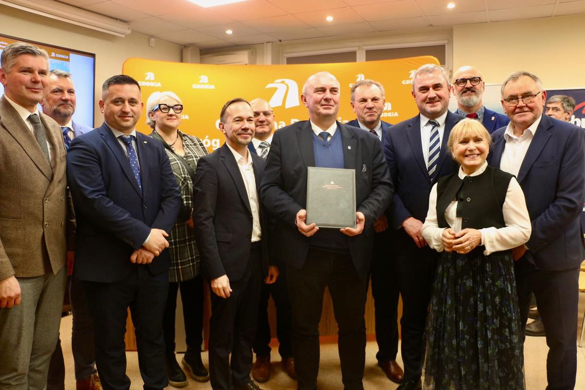 Jest umowa! 182 mln zł na DK45 i nowy most na Odrze w Krapkowicach