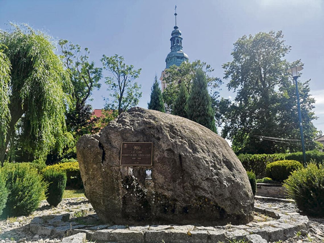 Kamień,  który milczy od wieków