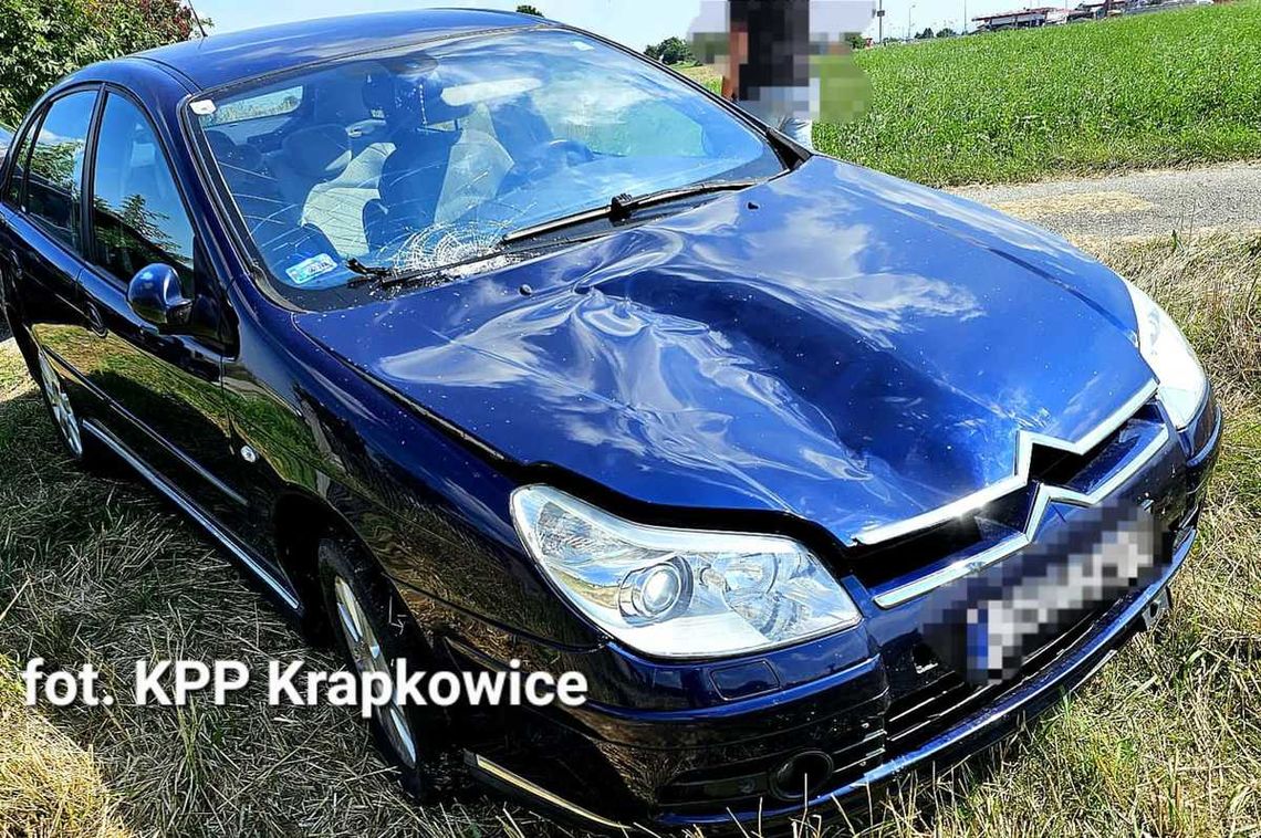 Kierująca citroenem potrąciła ciężarną kobietę.Myślała, że potrąciła zwierzynę