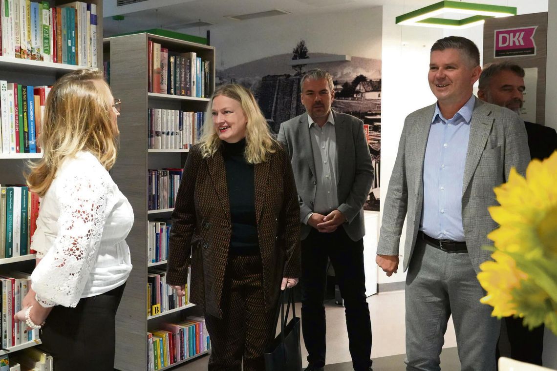Niemieccy konsulowie odwiedzili Gogolin. Rozmawiano o inwestycjach i mniejszości niemieckiej Konsul generalny Niemiec Martin Kremer i konsul RFN w Opolu Marlen Sulzer podczas wizyty w Gogolinie