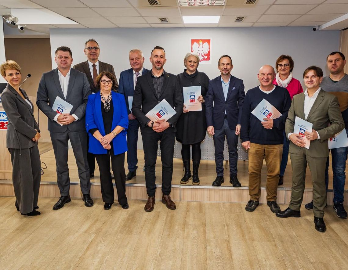 Nowa rada zdecyduje o pracy w powiecie krapkowickim. Kto będzie miał największe szanse na zatrudnienie? Pierwsze posiedzenie Powiatowej Rady Rynku Pracy w powiecie krapkowickim z udziałem przedstawicieli samorządu i przedsiębiorców