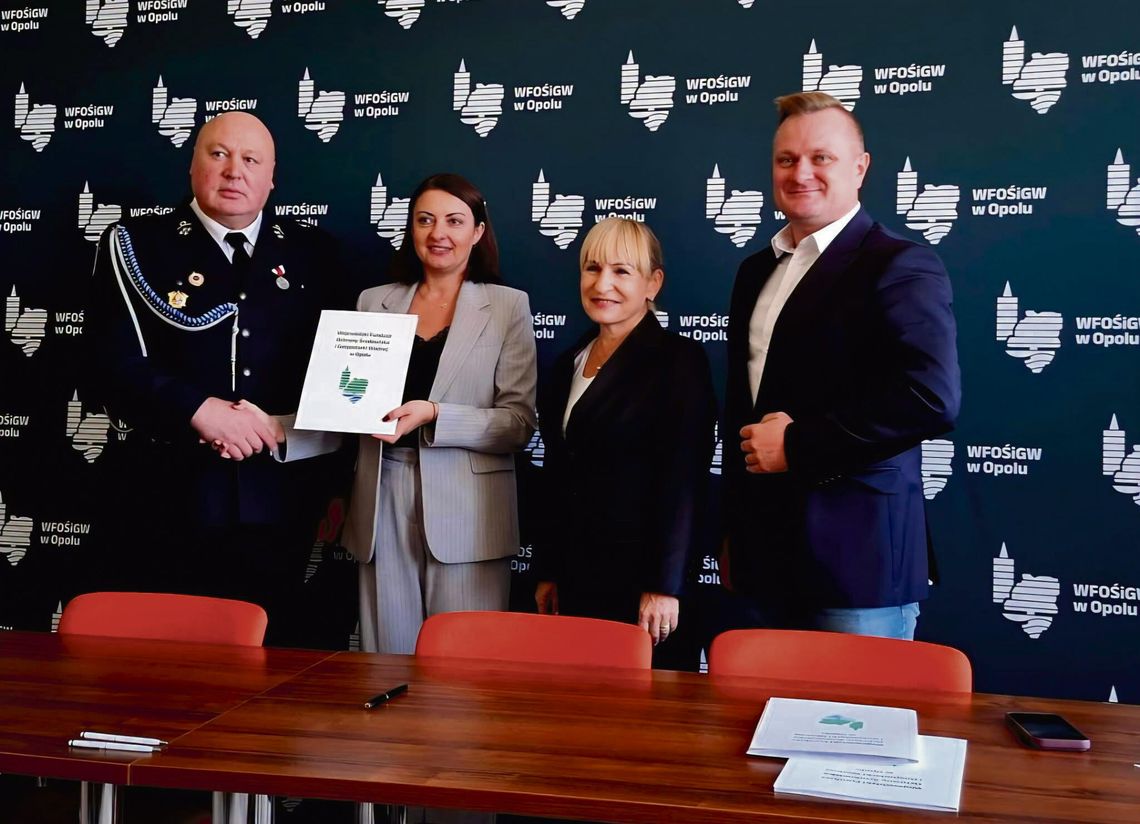 OSP Dobra coraz bliżej nowego wozu. Samochód za 1,27 mln zł ma dotrzeć w listopadzie Nowy średni samochód ratowniczo-gaśniczy planowany dla Ochotniczej Straży Pożarnej w Dobrej, którego zakup wspierają gmina Strzeleczki, MSWiA i WFOŚiGW w Opolu.