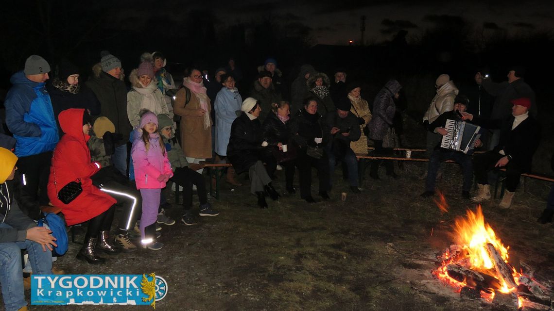 Otmęt kolędował: ciepło ognia i świątecznych serc Otmęt kolędował: ciepło ognia i świątecznych serc