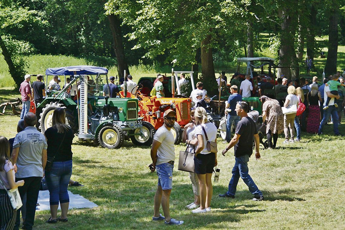 Podziwiali oldtimery