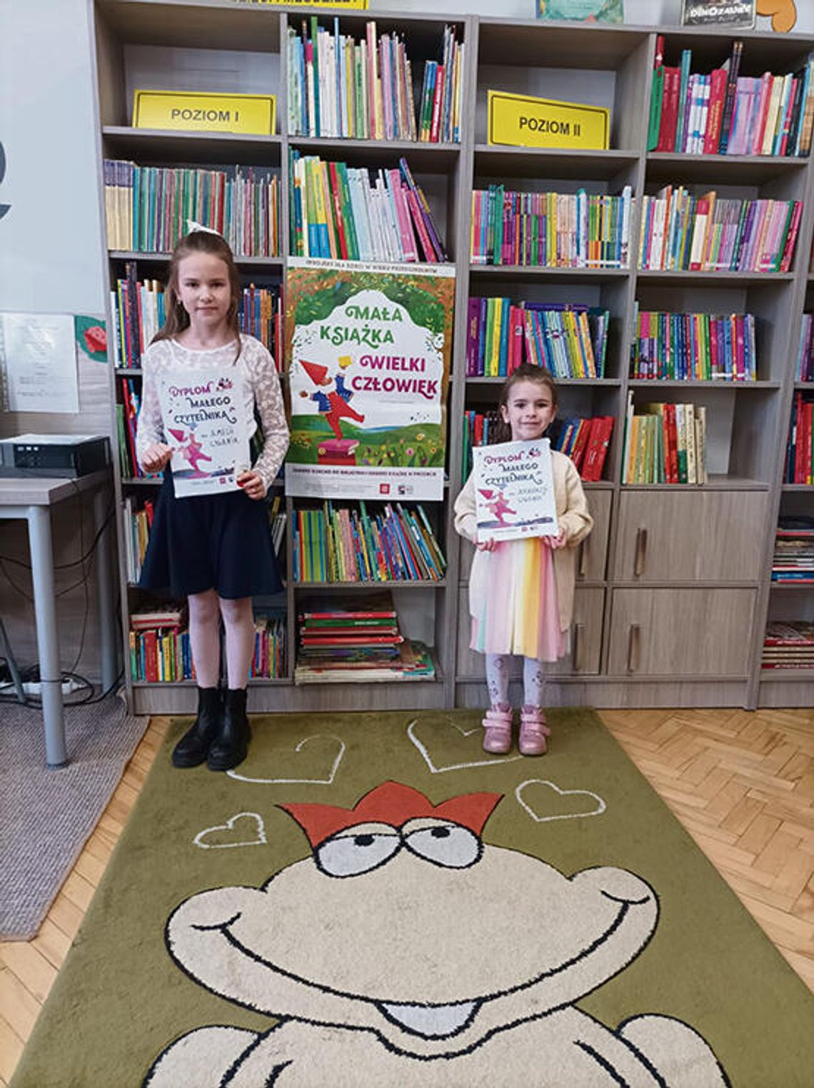 Ponad 100 dzieci czyta z biblioteką Ponad 100 dzieci czyta z biblioteką