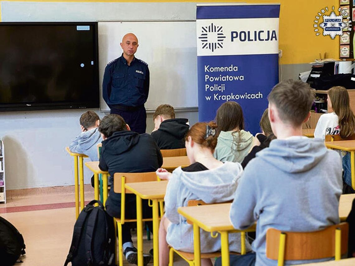 Pouczające spotkanie  z policjantami