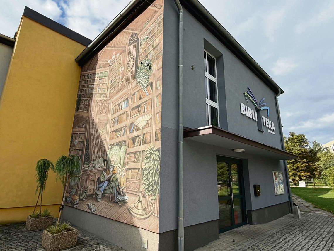 Miejska i Gminna Biblioteka Publiczna w Krapkowicach oferuje usługę Biblioteka Bez Barier z dostawą książek do domu