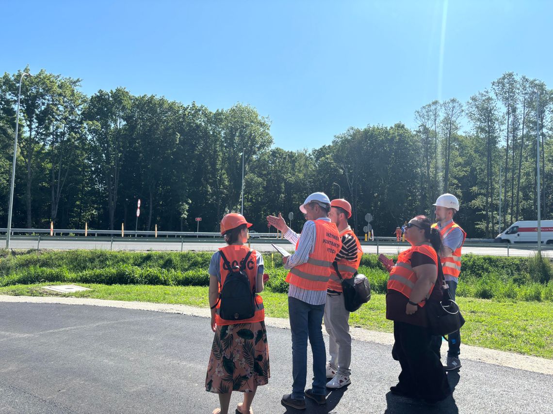 Rozbudowa drogi krajowej nr 45 na odcinku Krapkowice – Rogów Opolski zbliża się do końca
