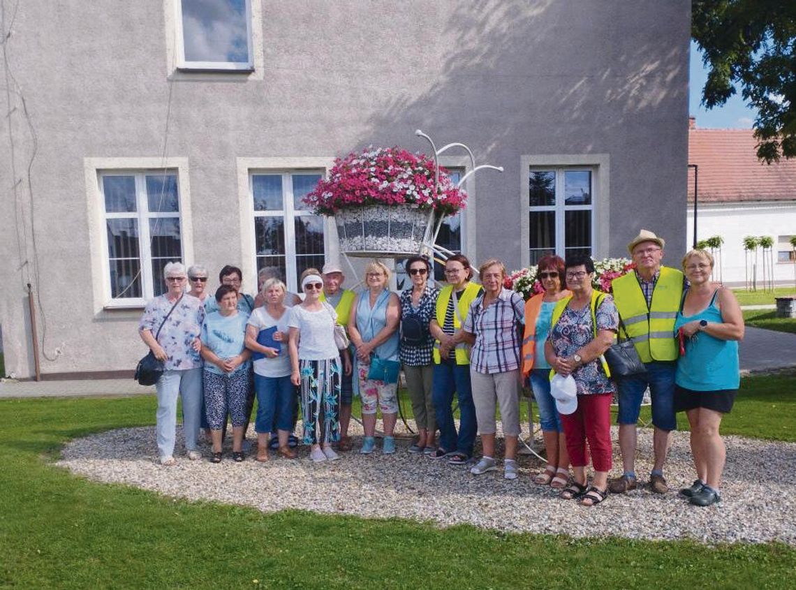 Seniorzy na rowerach