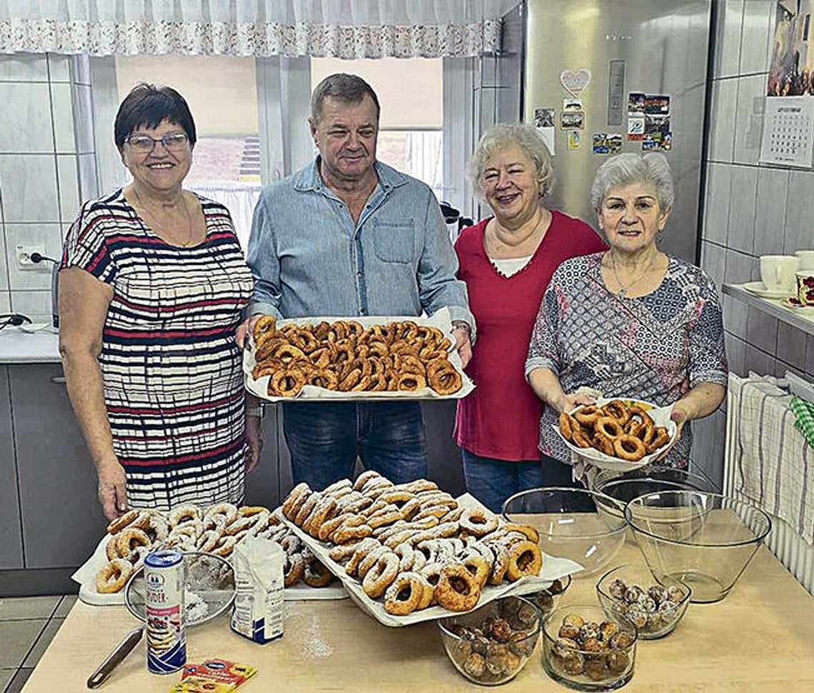 Świętowali bez ograniczeń