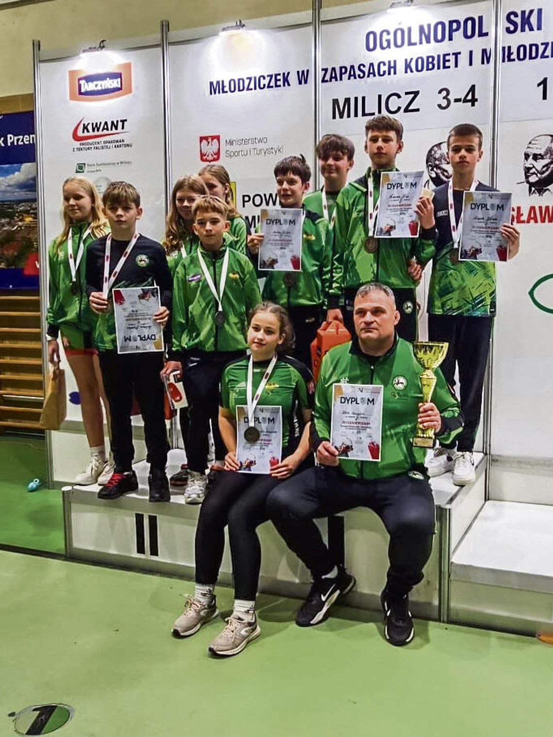 W komplecie stanęli  na podium
