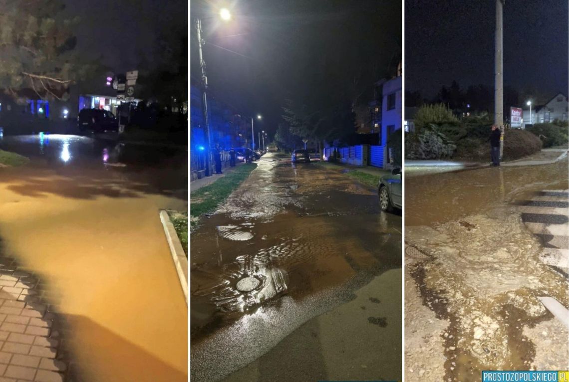 Woda wystrzeliła spod asfaltu w Krapkowicach. Nocna awaria zalała ulicę i odcięła mieszkańców od wody Awaria wodociągu w Krapkowicach – woda wypływająca spod asfaltu na ulicy Słowackiego podczas nocnej interwencji służb